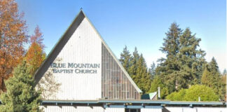 버나비와 코퀴틀람의 서로 다른 두 교회의 합병