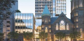 한 건물에 들어서는 서로 다른 세 교단의 교회