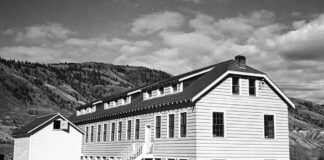 피지 못한 꽃망울 채로 사라진 215명의 원주민 어린아이들의 소식을 들으며… (홍성득 목사/LoveCorps 대표)