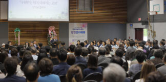 밴쿠버 넘치는교회 창립 예배 드려