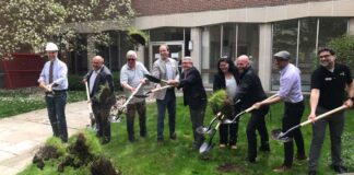 가난한 이웃을 위한 아파트로 변모하는 교회