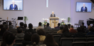 밴쿠버교회협의회 주관, 부활절 새벽연합예배 드려, 드려진 헌금은 우크라이나 구제헌금으로 전달