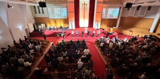 “기도회가 축제가 되다” 600여 명 성도 함께한 철야 기도회/토론토영락교회, 전 세대가 모여 한 마음으로 기도